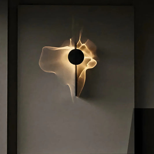 Muraano AuraWave – Artistieke Design Wandlamp met Organisch Lichteffect